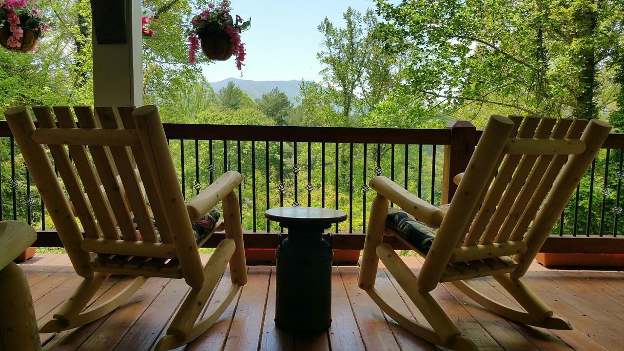 Almost Heaven Bed & Breakfast Waynesville Exterior foto