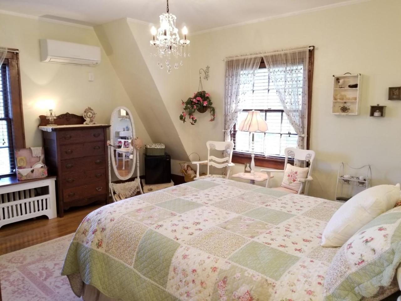 Almost Heaven Bed & Breakfast Waynesville Exterior foto